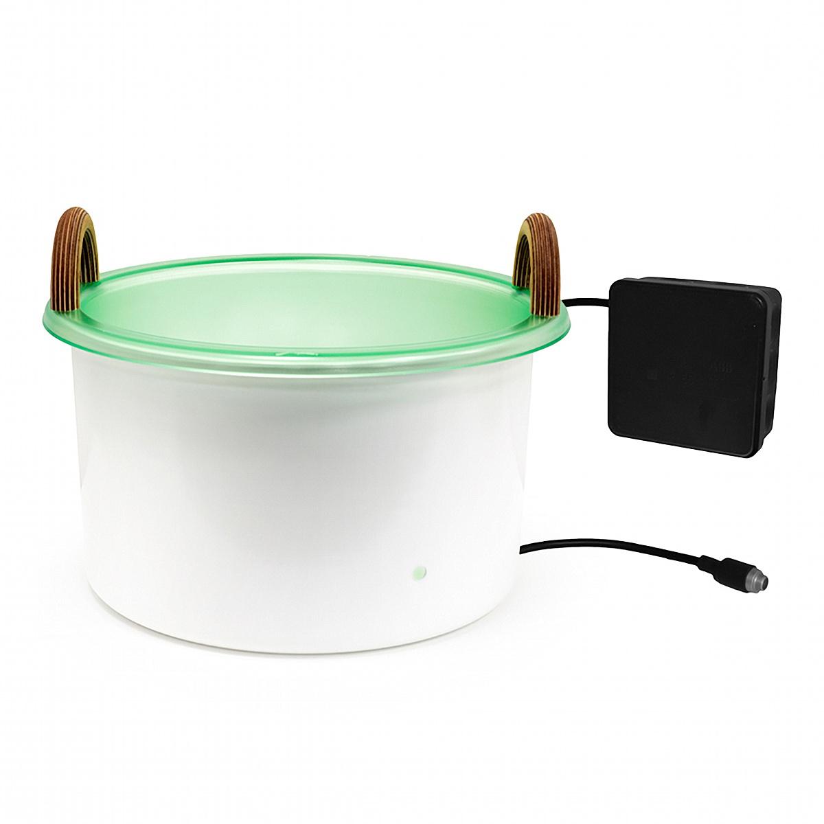 Cariitti Led illuminated bowl with wooden handles cover photo