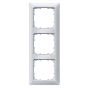 Siemens 3-slot socket frame Delta Line, aluminum, 5TG2553-3 cover photo